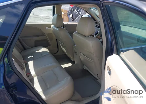 2005 Ford Five Hundred Limited z USA, uszkodzony, nr VIN 1FAFP28105G107505